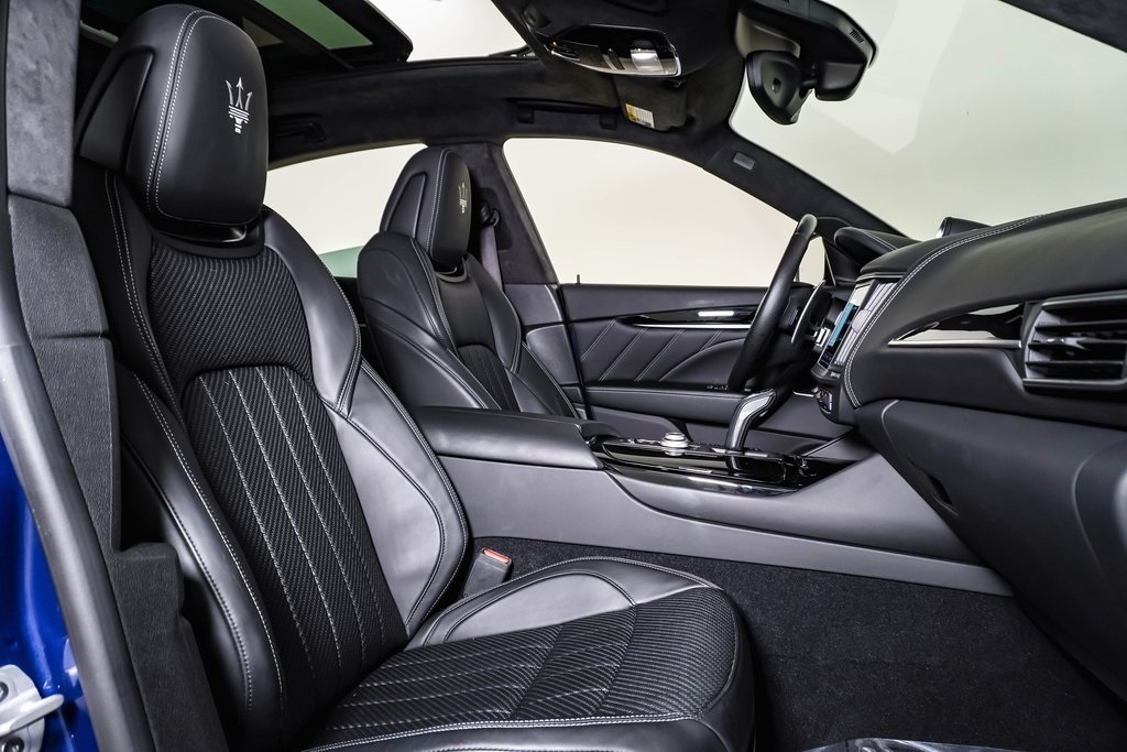 2022 Maserati Levante Modena photo 15