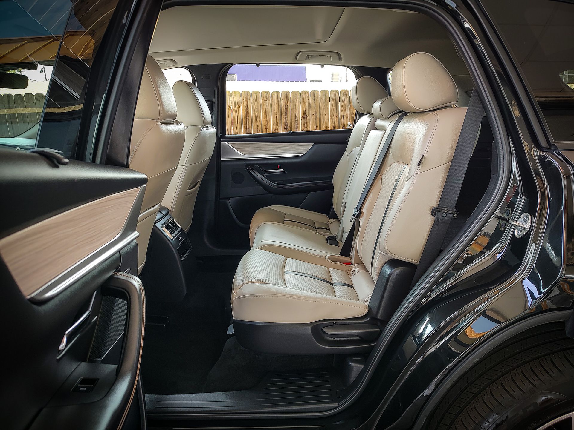 2025 Mazda CX-70 Premium photo 13
