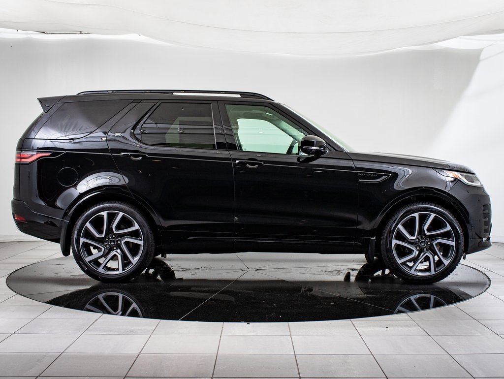 2025 Land Rover Discovery Metropolitan Edition photo 6