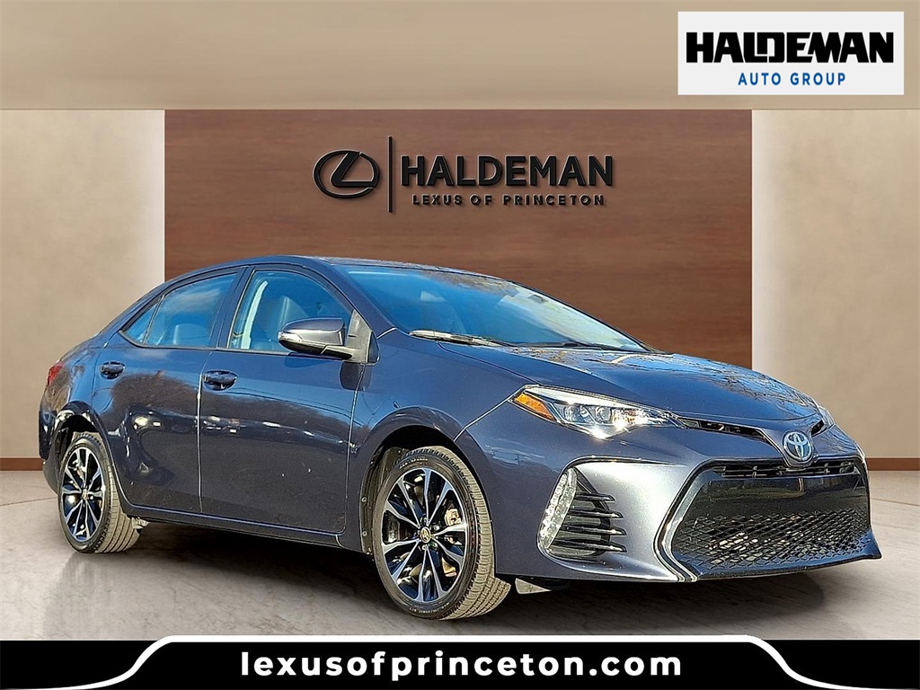 2017 Toyota Corolla SE's photo