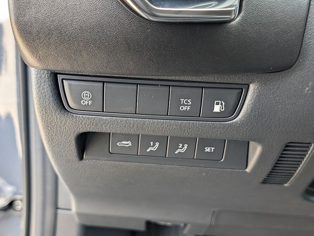 2025 Mazda CX-50 Premium Plus photo 25