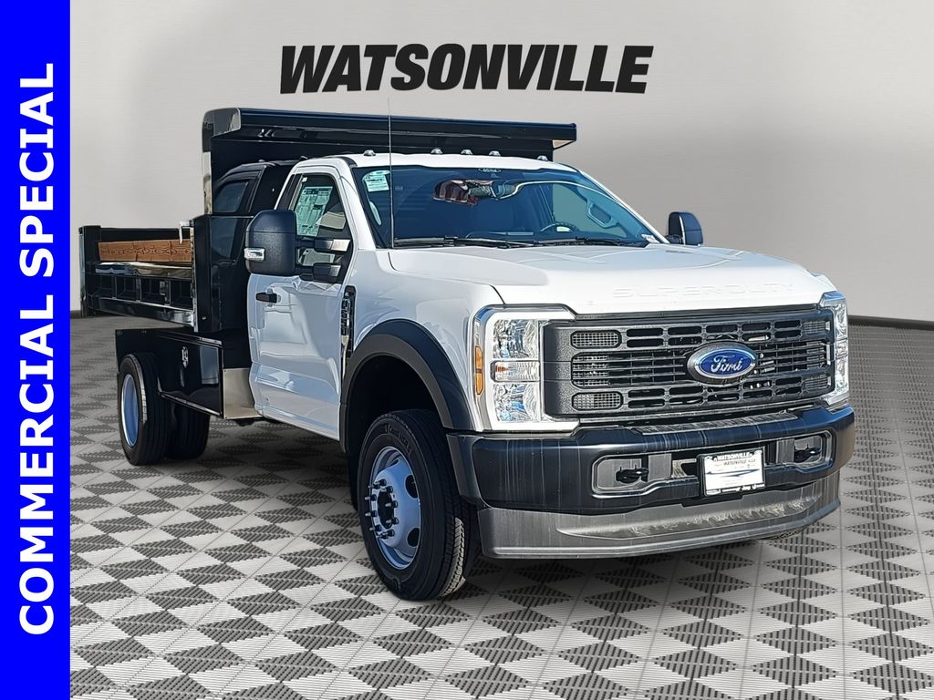 2025 Ford F-550 Super Duty Chassis Cab XL's photo