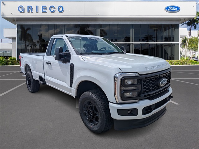 2025 Ford F-350 XL photo 2