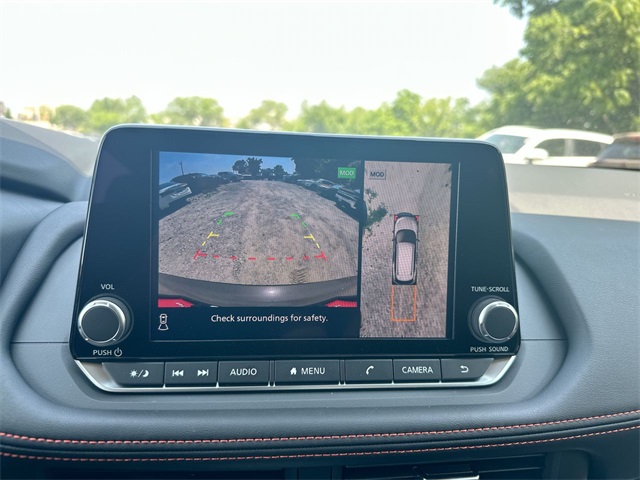 2025 Nissan Rogue SV photo 20