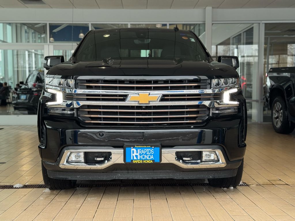 Used 2022 Chevrolet Silverado 1500 Limited High Country with VIN 1GCUYHEL6NZ116561 for sale in Coon Rapids, Minnesota