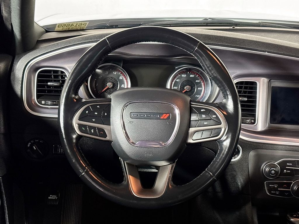 2021 Dodge Charger SXT photo 12