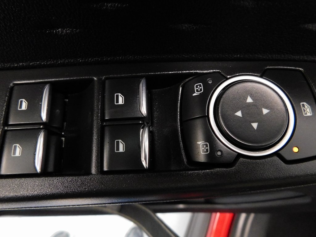 2020 Ford Escape Titanium photo 13