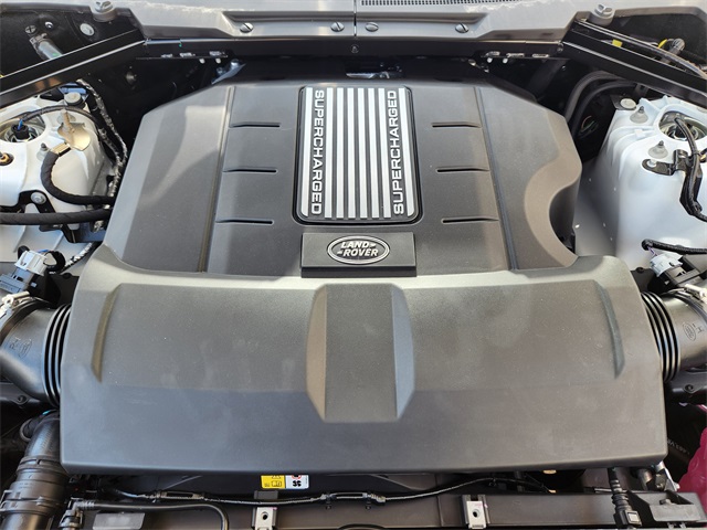 2025 Land Rover Defender 110 V8 photo 18