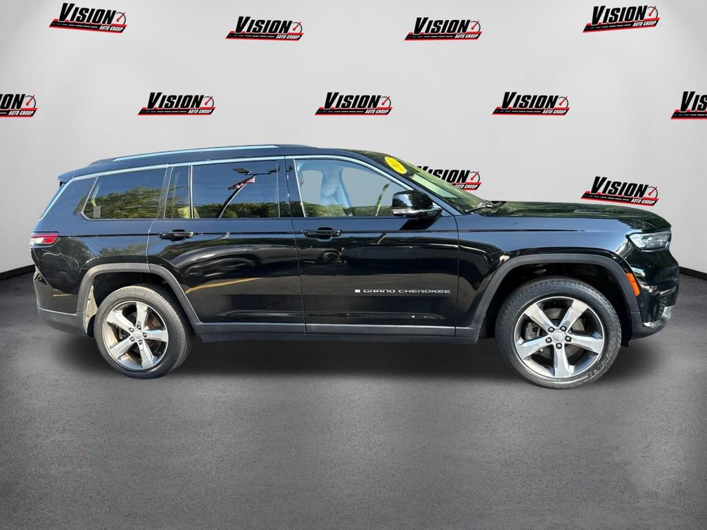 2021 Jeep Grand Cherokee Limited photo 3