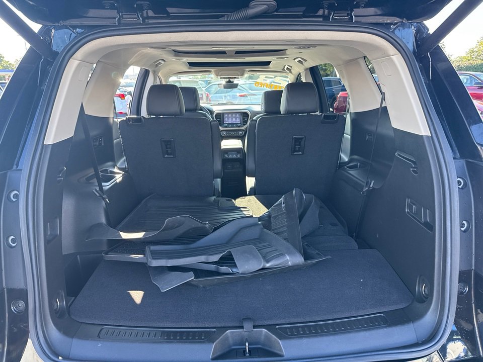 2023 Gmc Acadia Denali photo 34