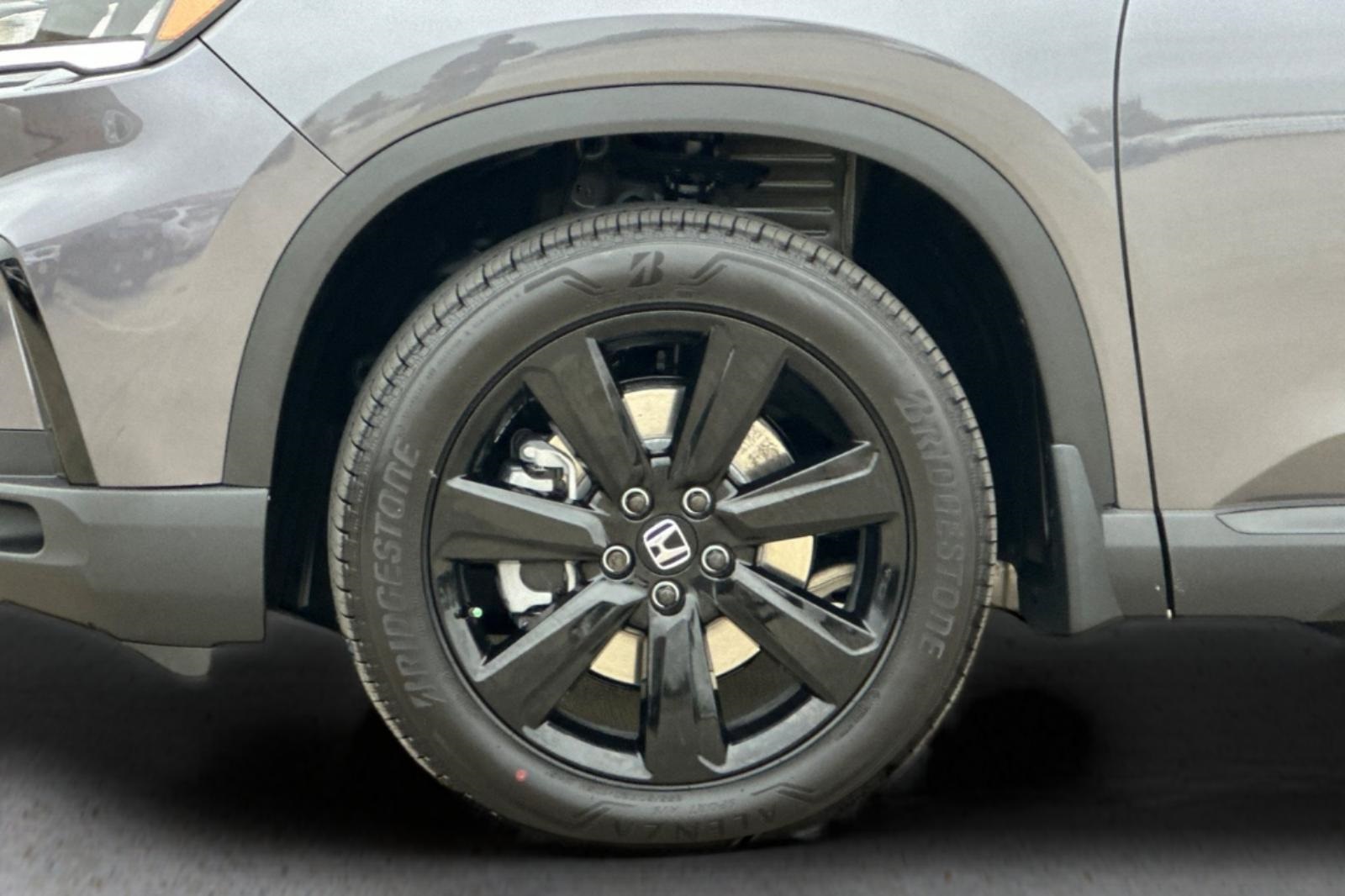 2025 Honda Pilot Black Edition photo 31