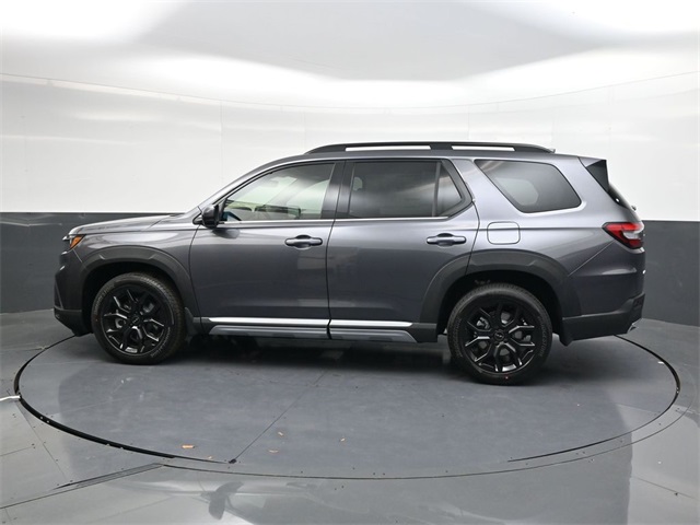 2025 Honda Pilot Touring photo 4