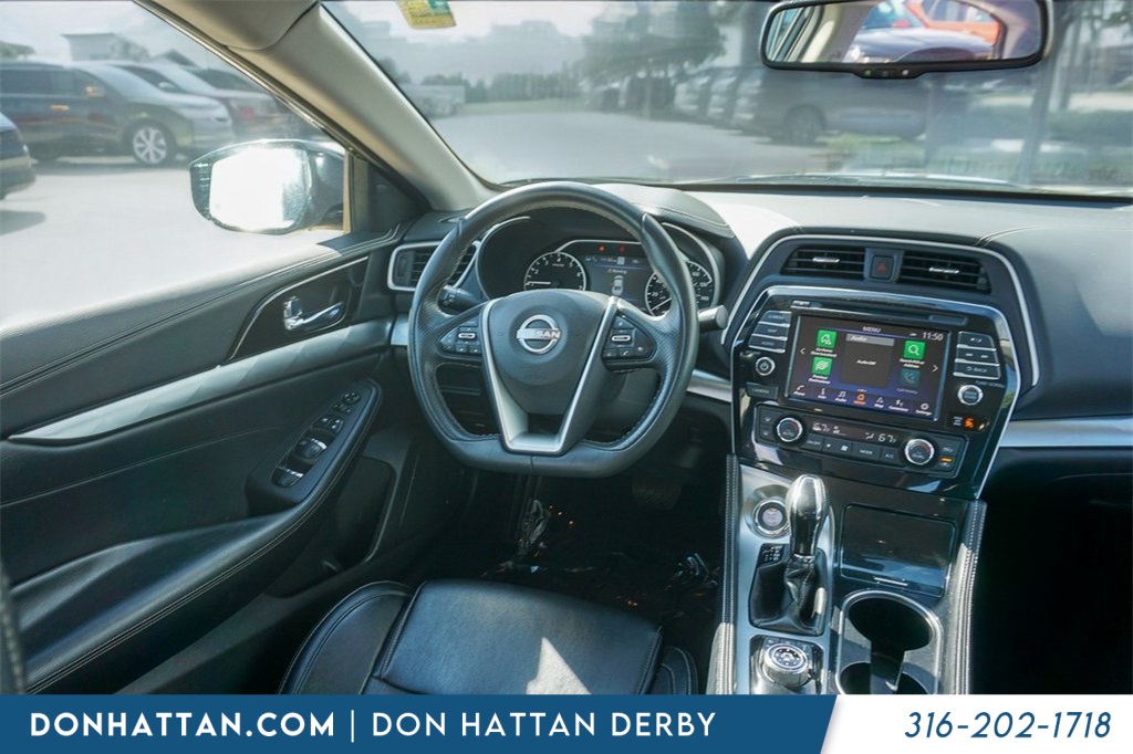 2023 Nissan Maxima SV photo 15