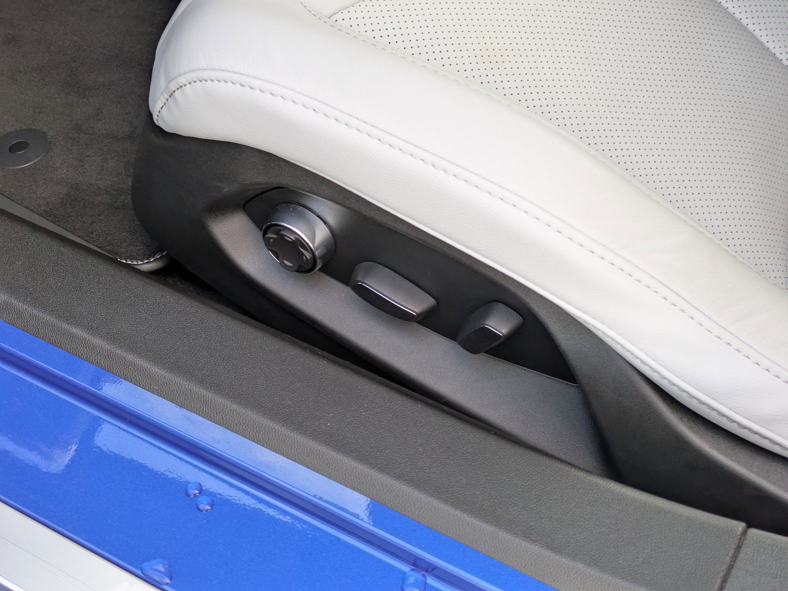2022 Chevrolet Corvette Stingray 2LT photo 15