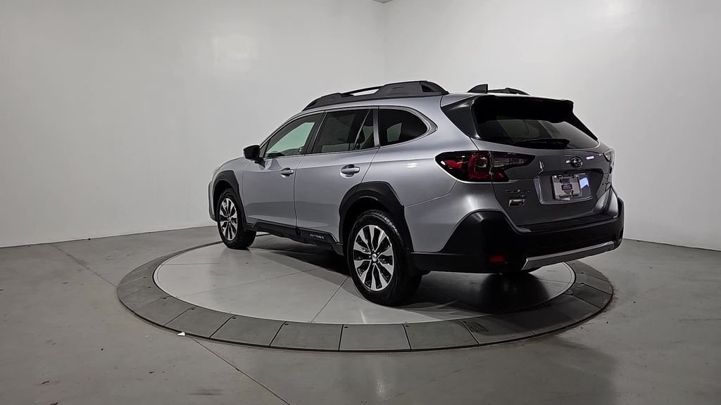 2025 Subaru Outback Limited photo 3