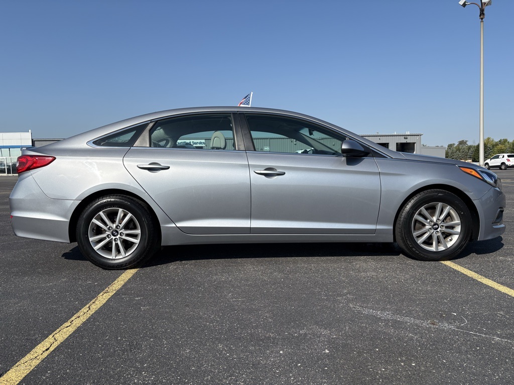 2016 Hyundai Sonata SE Eco photo 4