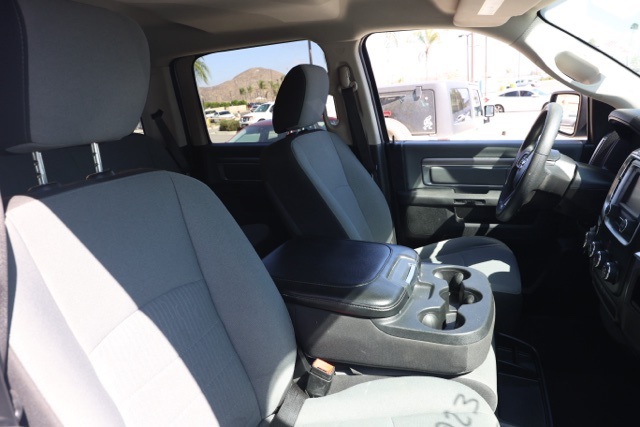 2022 Ram 1500 Classic SLT photo 18