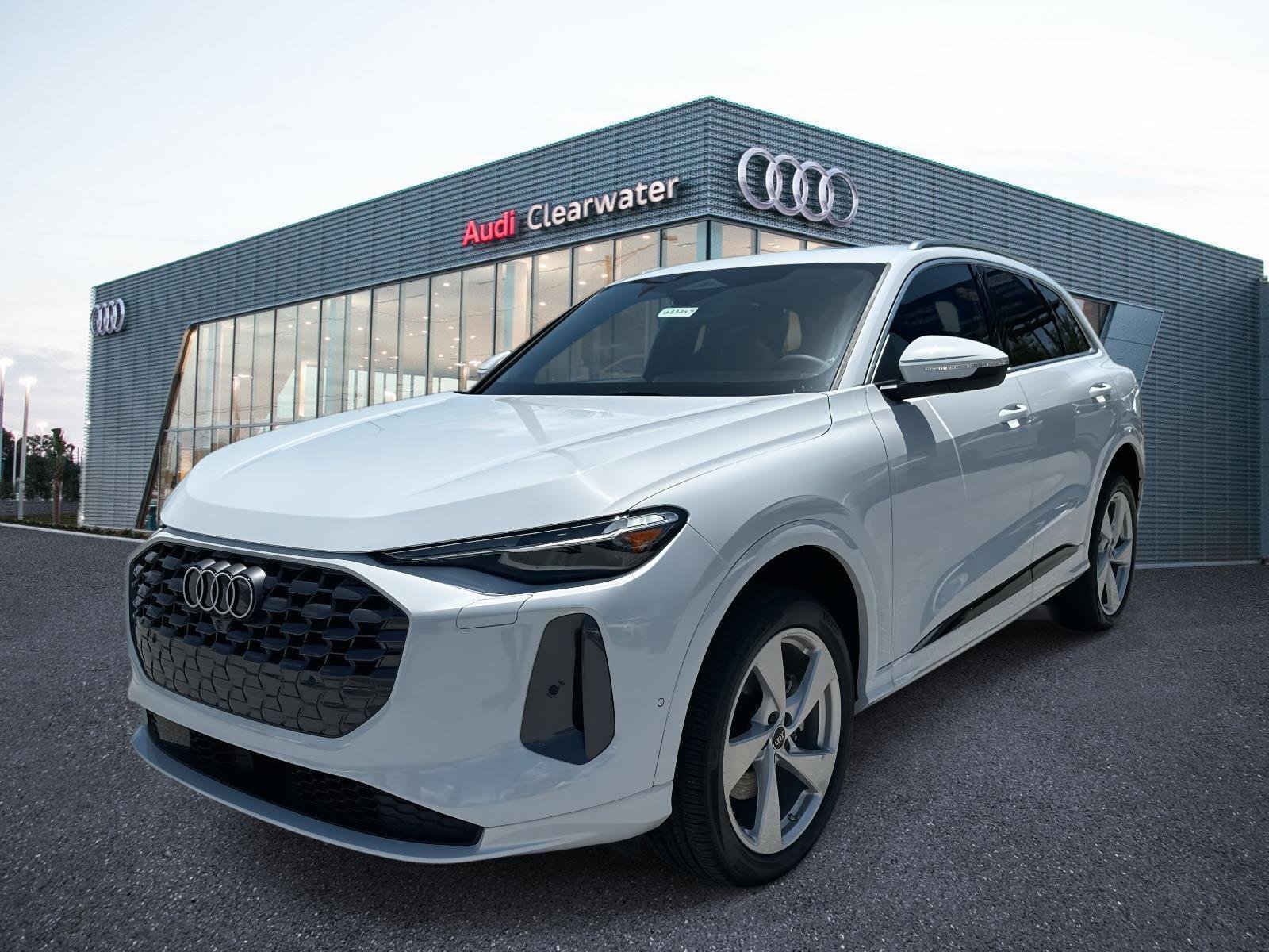 2025 Audi New Q5 Premium Plus's photo