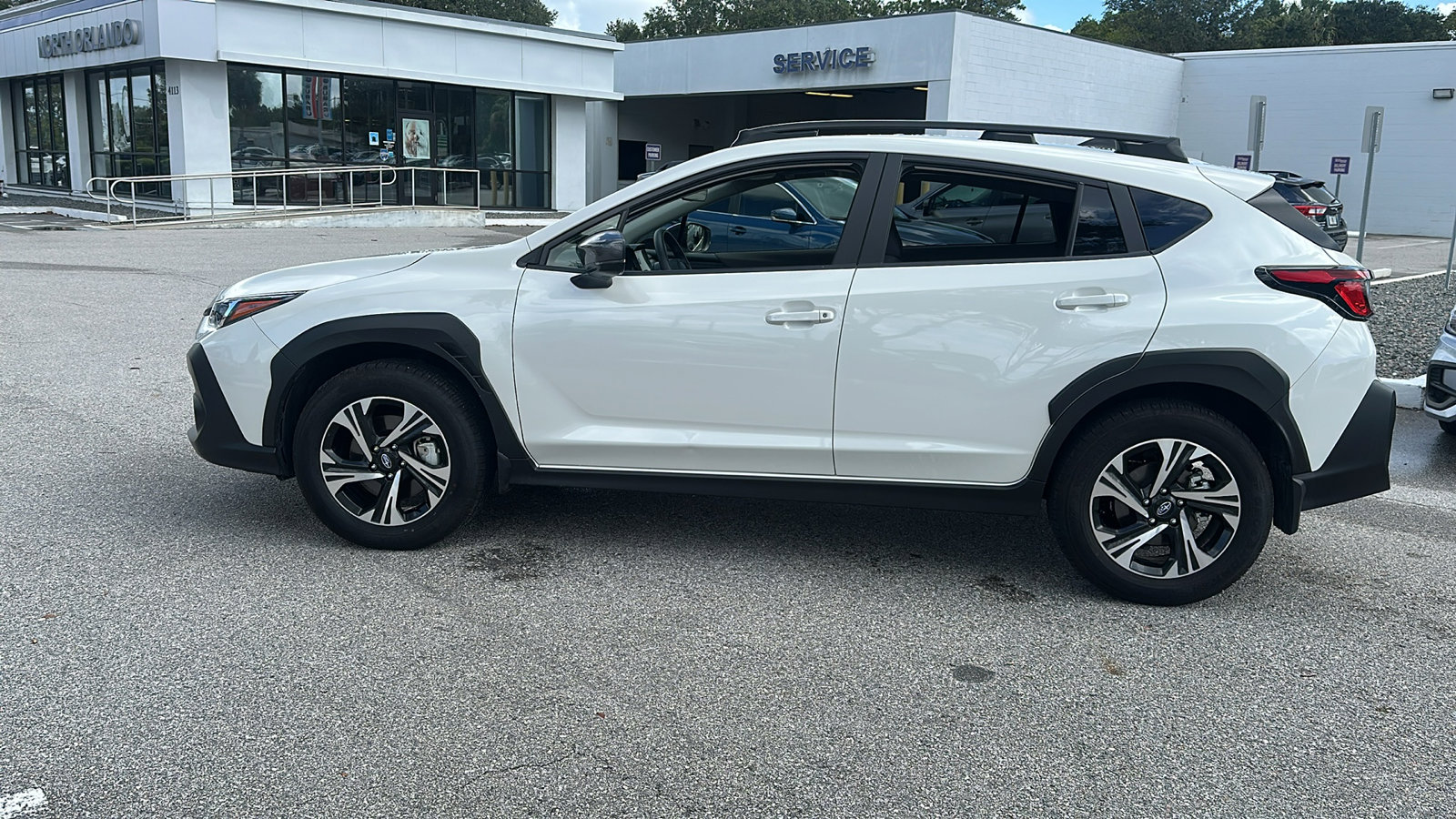 2025 Subaru Crosstrek Premium photo 4