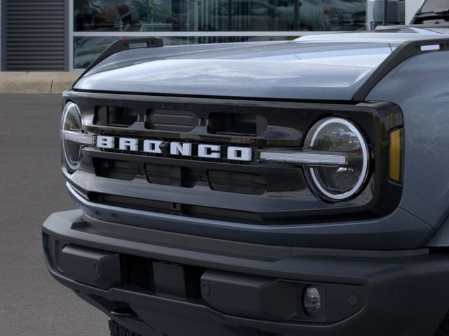 2025 Ford Bronco Outer Banks photo 17