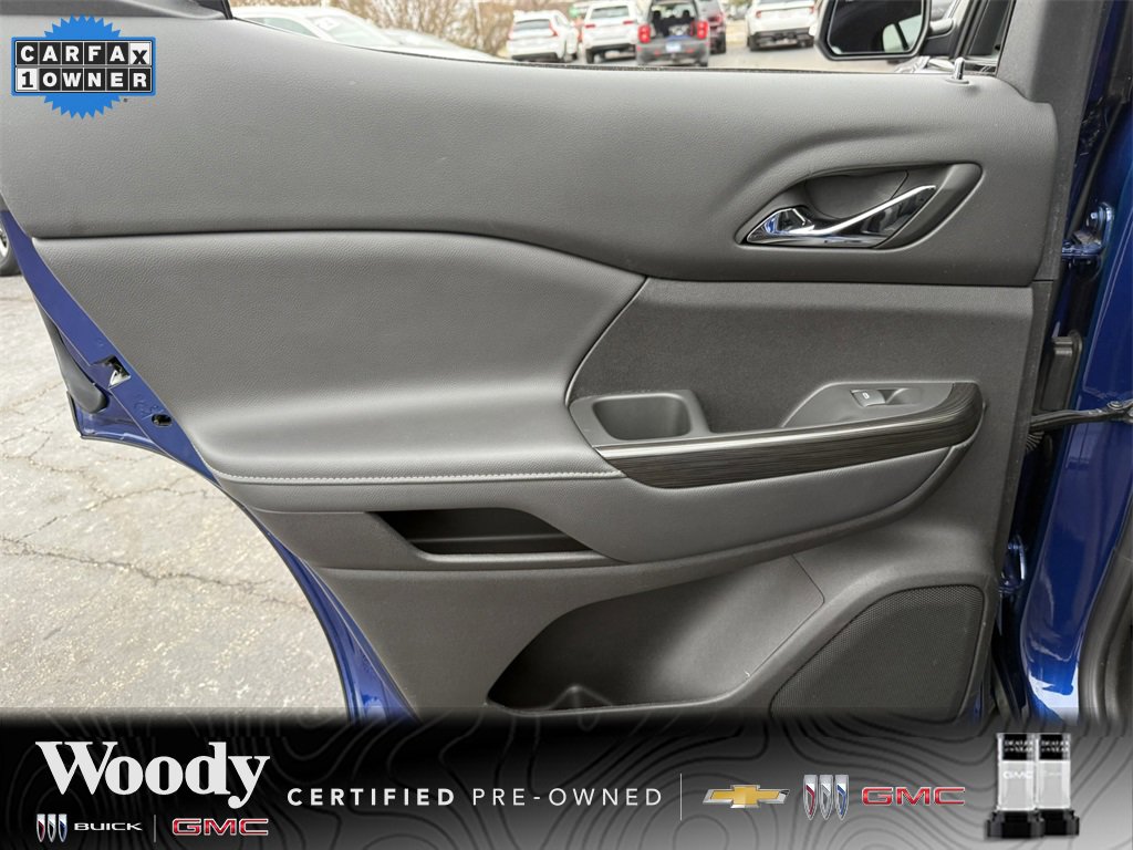 2023 GMC ACADIA - Image 25