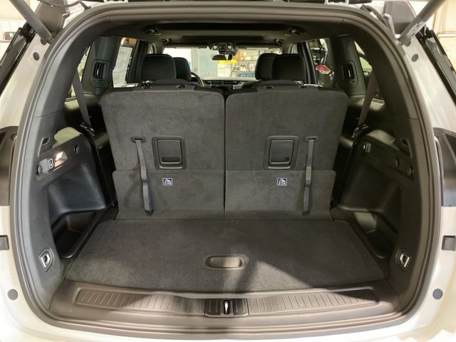 2025 Jeep Grand Cherokee Laredo Altitude photo 10