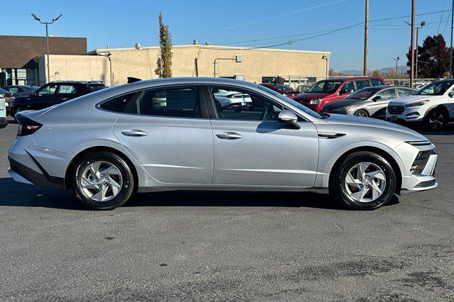2026 Hyundai Sonata SE photo 3