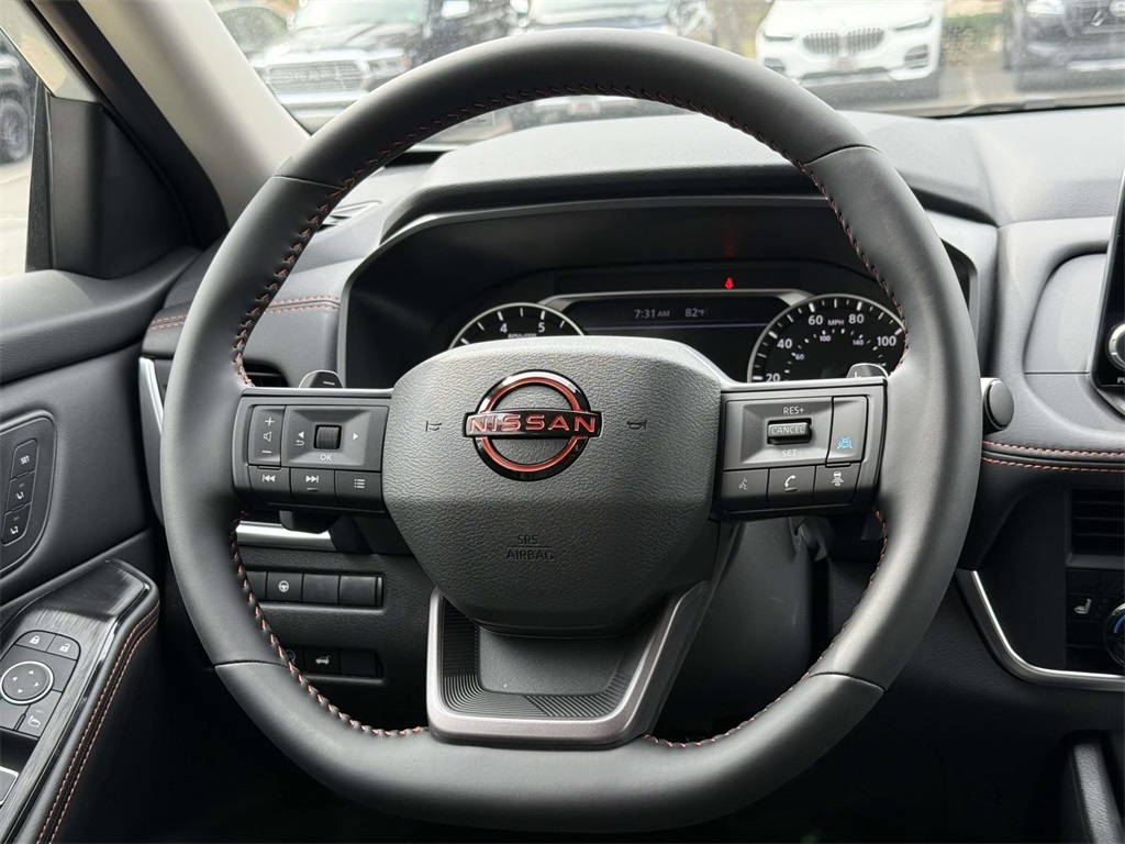 2026 Nissan Rogue SV photo 15
