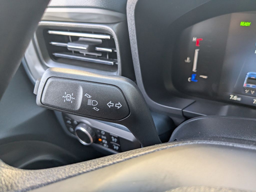2025 Ford Maverick XL photo 27