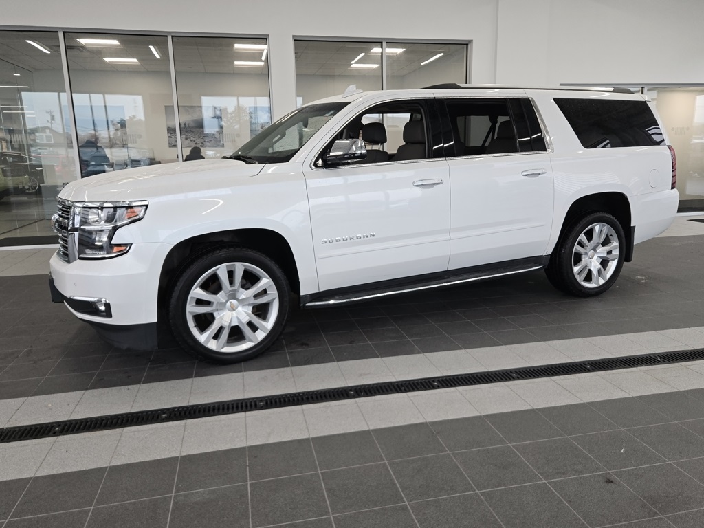 2017 Chevrolet Suburban Premier photo 17
