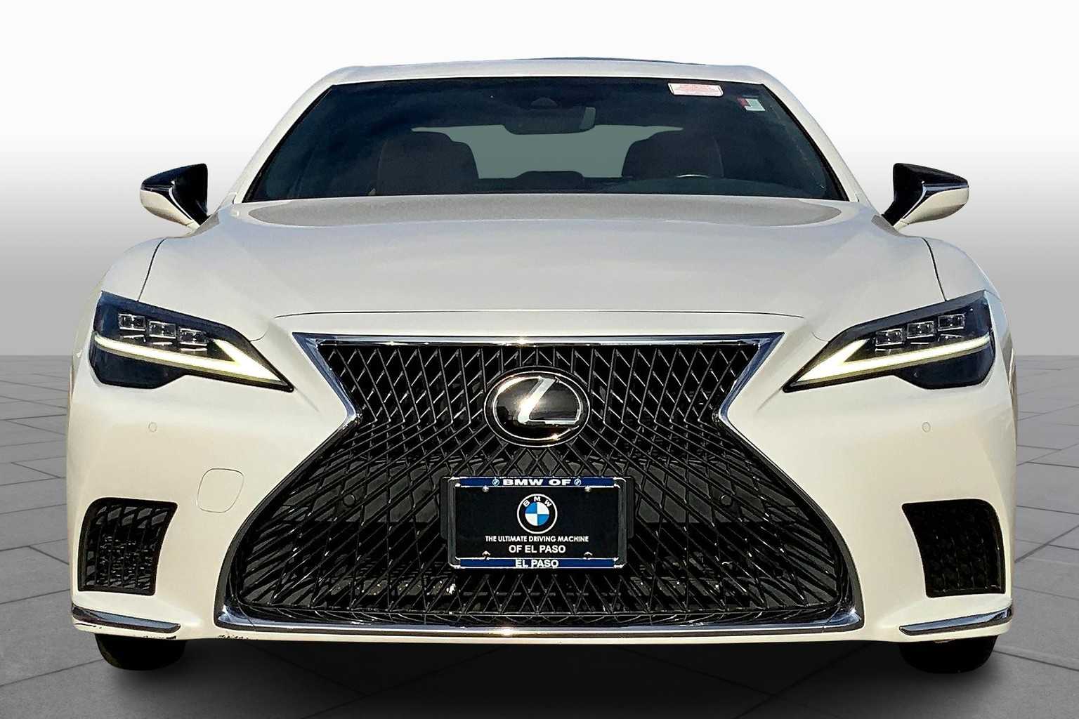 2022 Lexus LS 500 photo 3