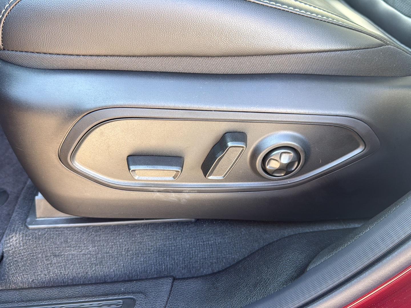 2025 Jeep Grand Cherokee Altitude High photo 9