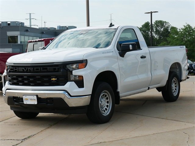 2025 Chevrolet Silverado 1500 photo 3