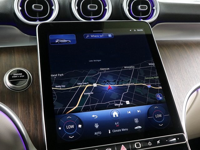 2025 Mercedes Benz GLC 350e 4MATIC photo 2
