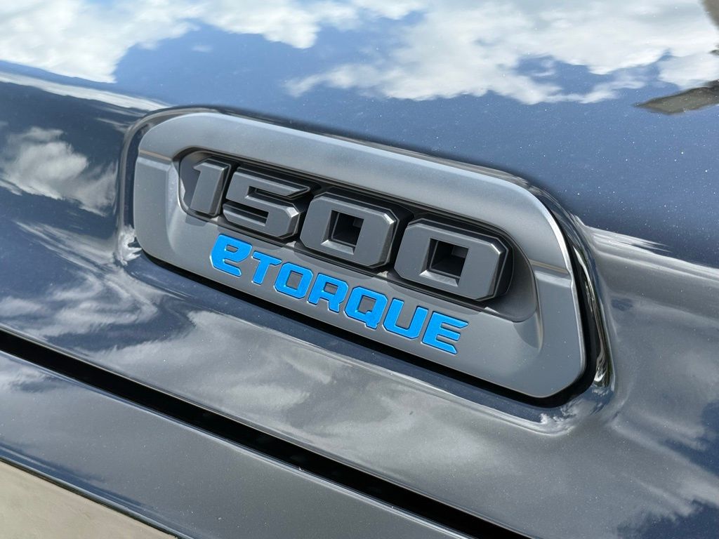 2025 Ram 1500 Tradesman photo 25