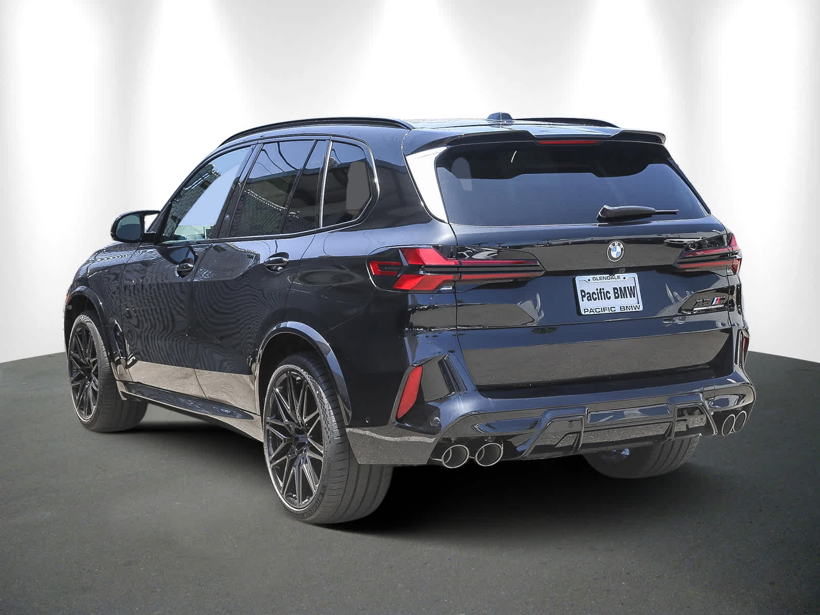 2026 Bmw X5 X5 M Competition photo 4