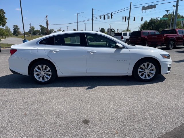 2024 Chevrolet Malibu 1LT photo 3