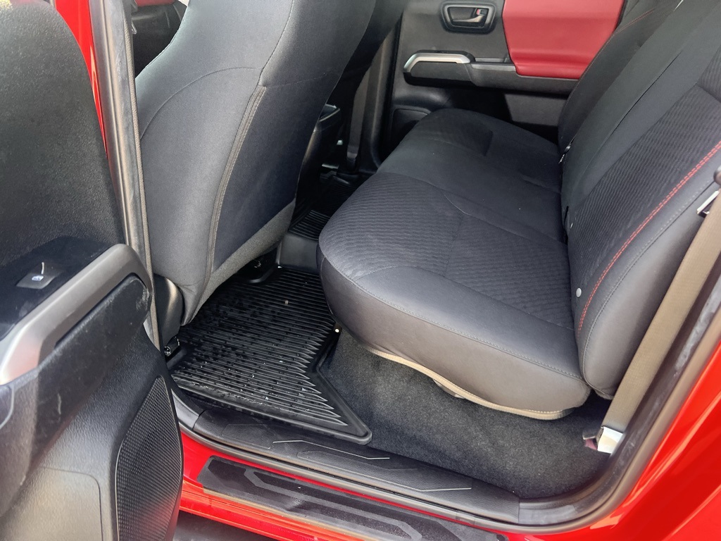 2023 Toyota Tacoma SR5 photo 35