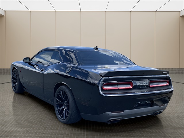 2016 Dodge Challenger SRT8 Hellcat photo 3