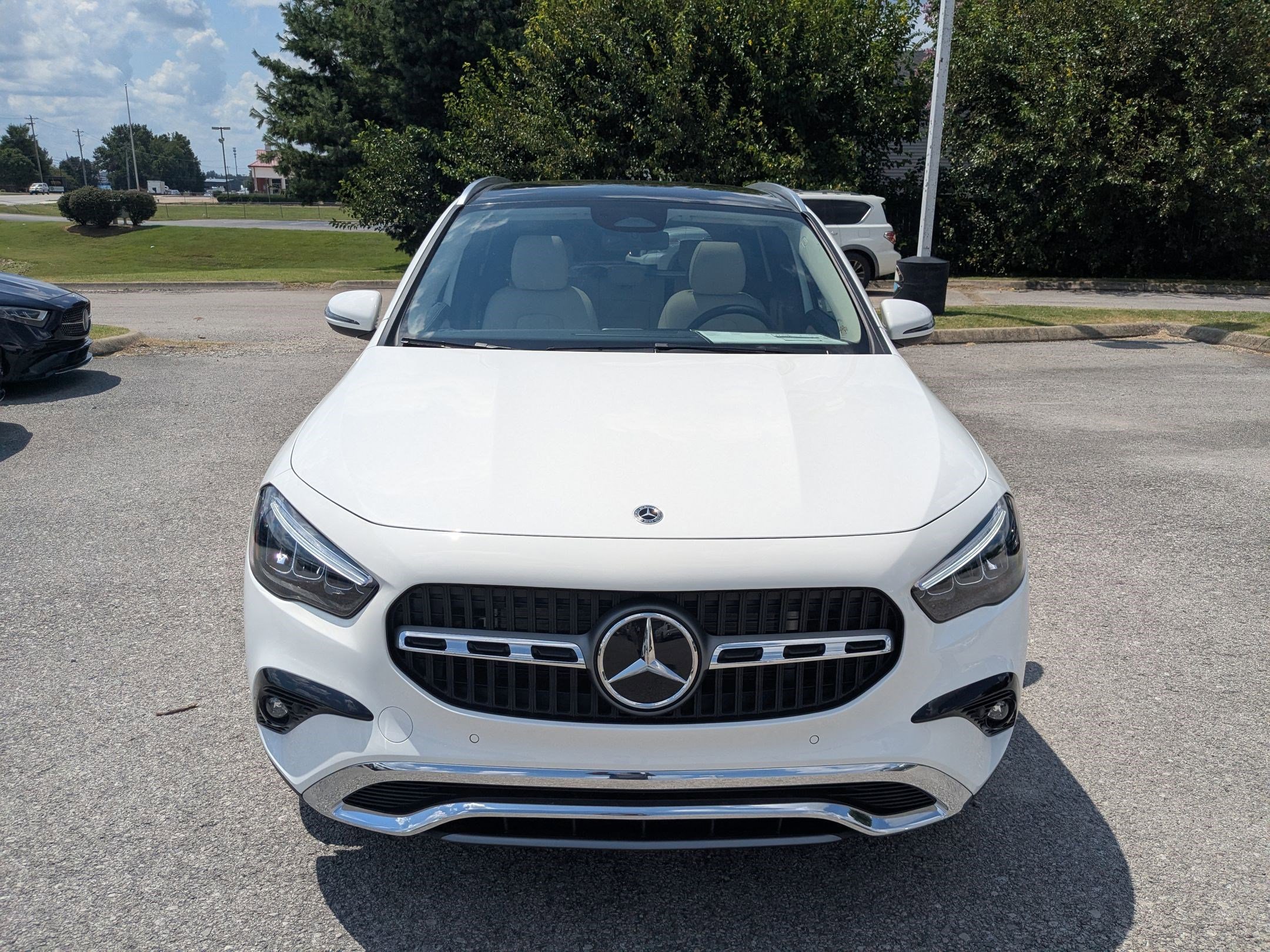 2026 Mercedes Benz GLA 250 4MATIC photo 2