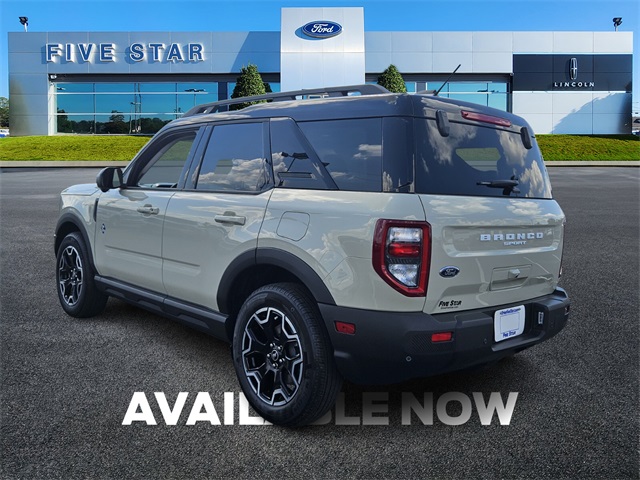 2025 Ford Bronco Sport Outer Banks photo 5