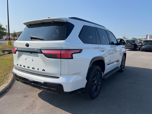 2024 Toyota Sequoia Platinum photo 4