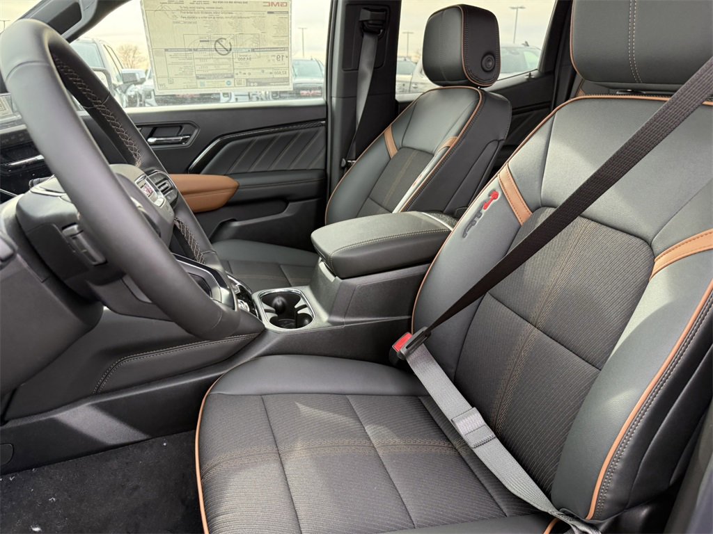 2026 GMC CANYON - Image 14