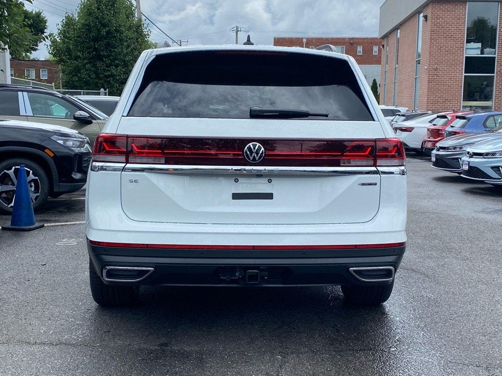 2025 Volkswagen Atlas SE Technology photo 3