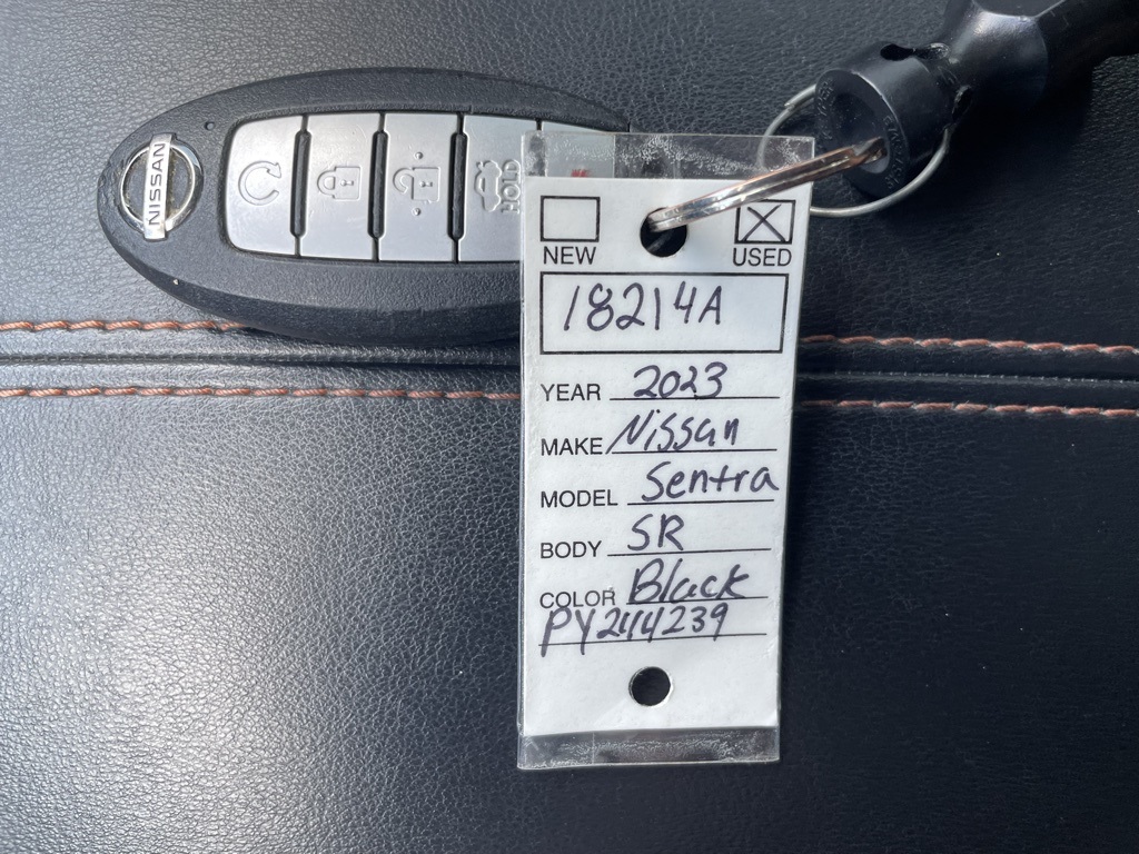 2023 Nissan Sentra SR photo 18