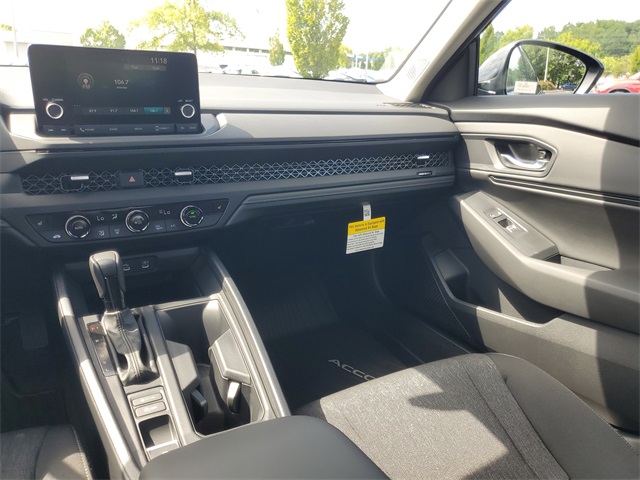 2025 Honda Accord SE photo 6
