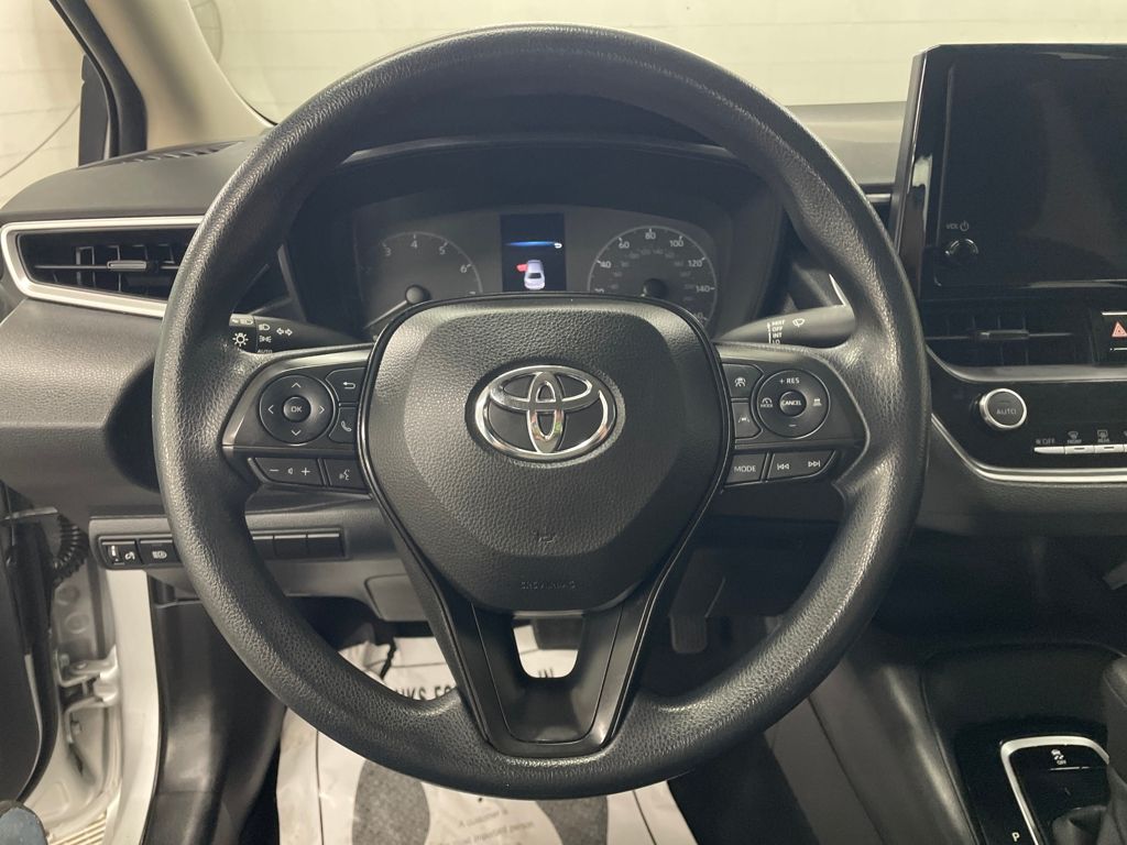 2024 Toyota Corolla LE photo 10