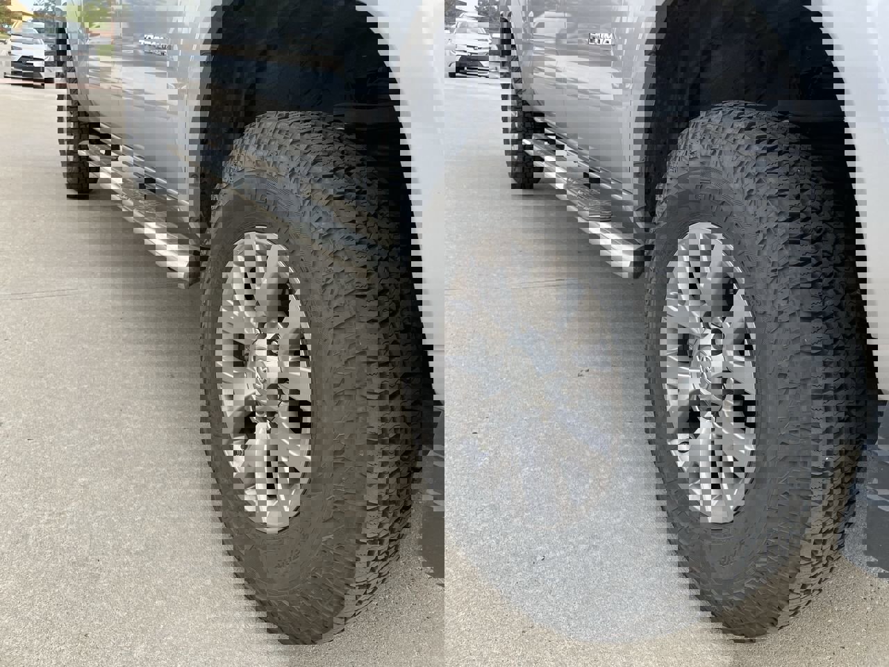Certified 2017 Toyota Tacoma SR5 with VIN 3TMDZ5BN7HM028805 for sale in Kansas City
