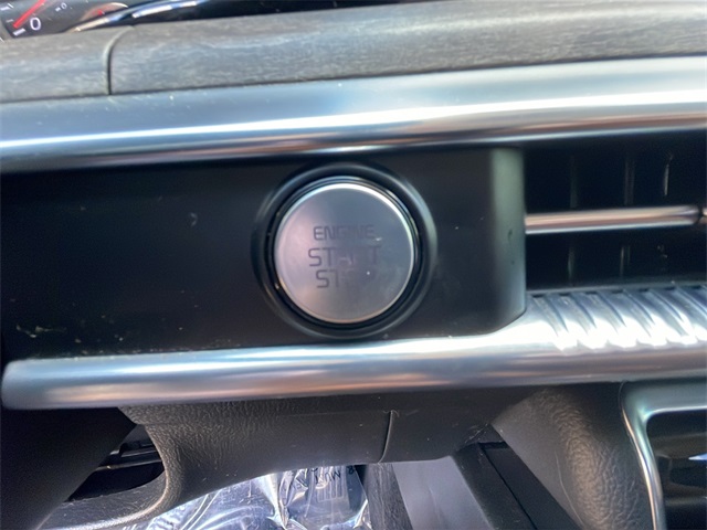 2022 Kia K5 EX photo 26