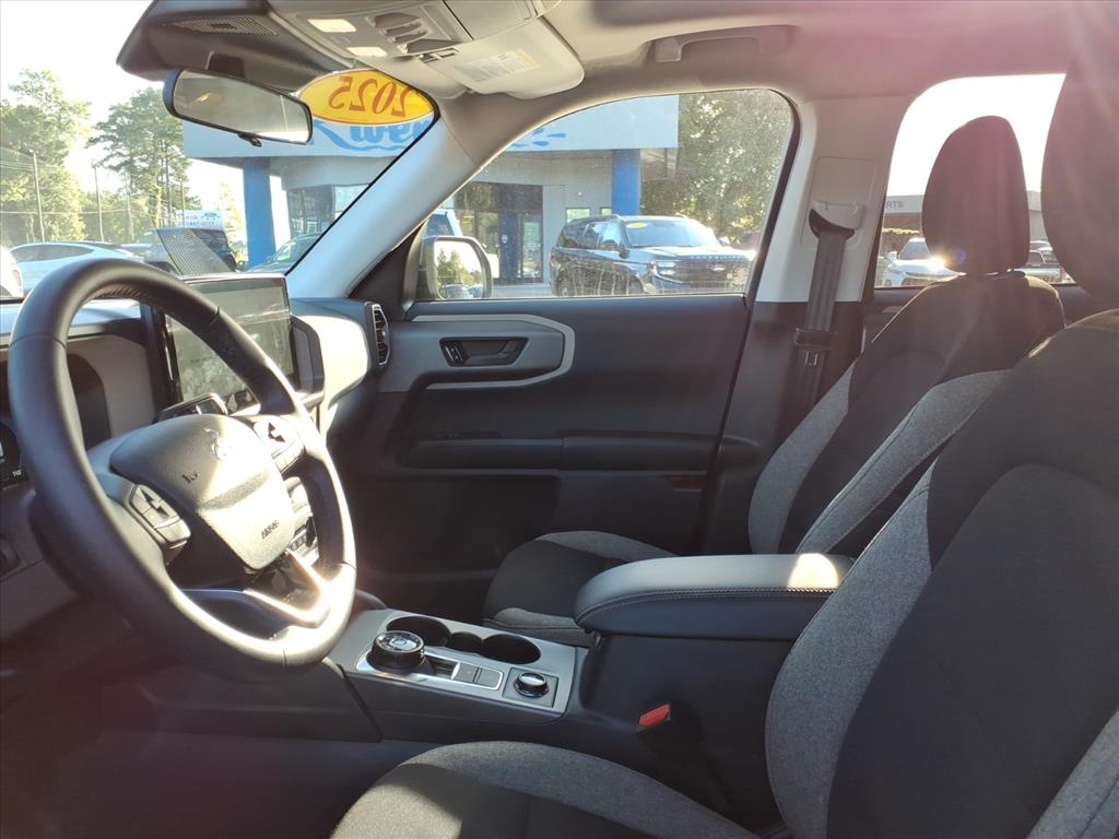 2025 Ford Bronco Sport Big Bend photo 2